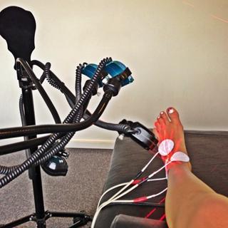 Letícia Bufoni feet photo thumbnail