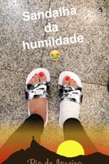 Letícia Bufoni feet photo thumbnail