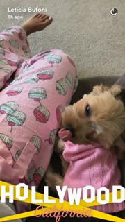 Letícia Bufoni feet photo thumbnail