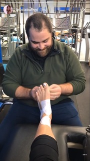 Letícia Bufoni feet photo thumbnail