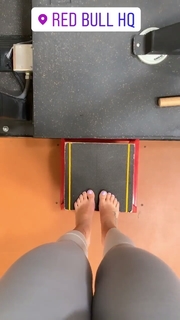 Letícia Bufoni feet photo thumbnail