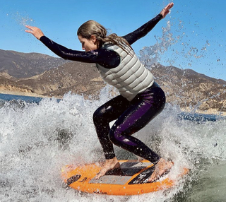 Letícia Bufoni feet photo thumbnail