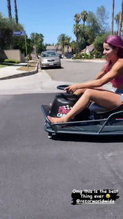 Letícia Bufoni feet photo thumbnail