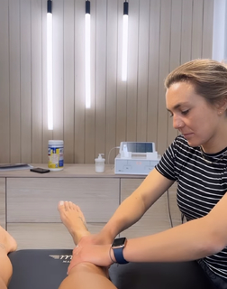 Letícia Bufoni feet photo thumbnail