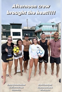 Letícia Bufoni feet photo thumbnail