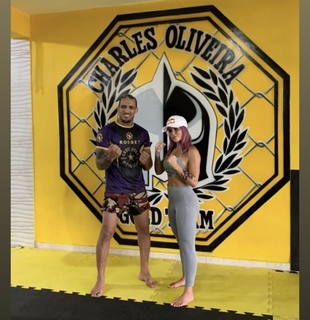 Letícia Bufoni feet photo thumbnail