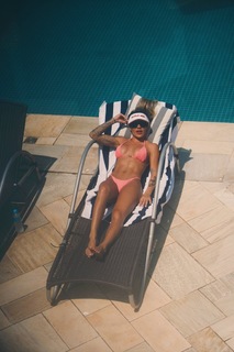 Letícia Bufoni feet photo thumbnail