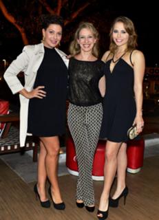 Letícia Colin feet photo thumbnail