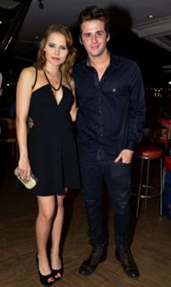 Letícia Colin feet photo thumbnail