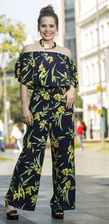 Letícia Colin feet photo thumbnail