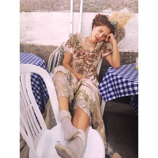 Letícia Colin feet photo thumbnail