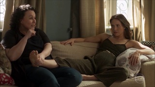 Letícia Colin feet photo thumbnail