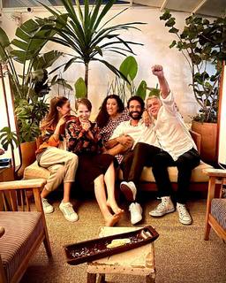 Letícia Colin feet photo thumbnail