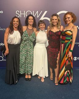 Letícia Colin feet photo thumbnail