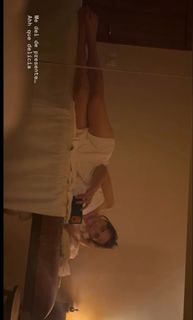 Letícia Colin feet photo 2