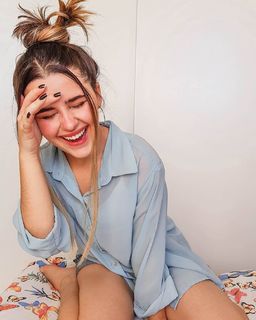 Letícia Faria Pedro feet photo 2