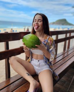Letícia Faria Pedro feet photo 16