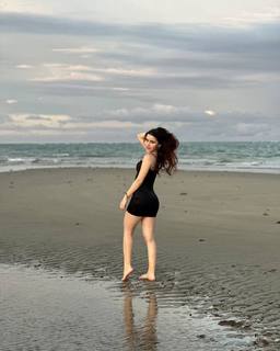 Letícia Faria Pedro feet photo 4