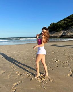 Letícia Faria Pedro feet photo 7