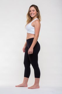 Letícia Navas feet photo 8