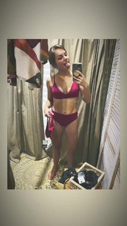 Letícia Navas feet photo 11