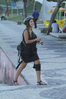Letícia Santiago feet photo 5