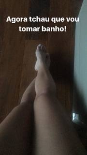 Letícia Santiago feet photo 17