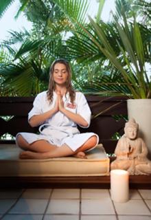 Letícia Spiller feet photo thumbnail