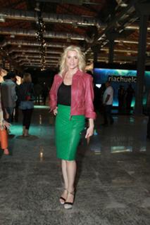 Letícia Spiller feet photo thumbnail