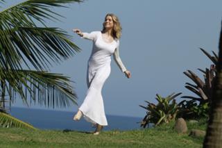 Letícia Spiller feet photo thumbnail