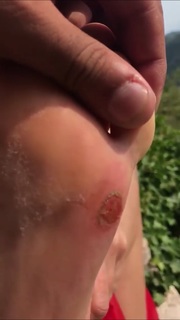 Letícia Spiller feet photo thumbnail