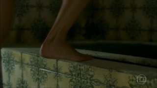 Letícia Spiller feet photo thumbnail