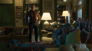 Letícia Spiller feet photo thumbnail