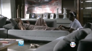 Letícia Spiller feet photo thumbnail