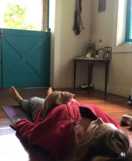 Letícia Spiller feet photo thumbnail