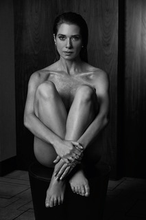 Letícia Spiller feet photo thumbnail