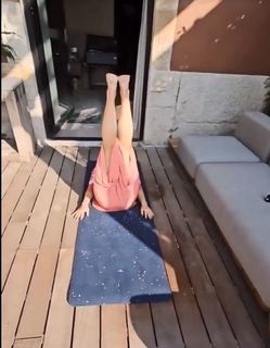 Letícia Spiller feet photo thumbnail