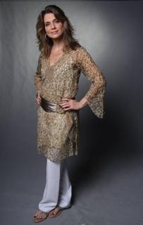 Letícia Spiller feet photo thumbnail