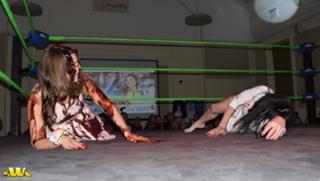 Leva Bates feet photo 7