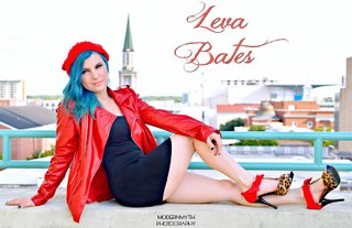 Leva Bates feet photo 11