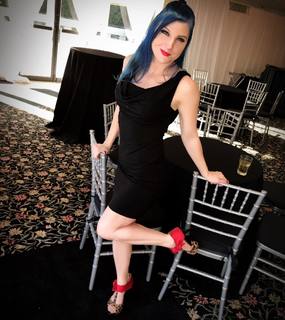 Leva Bates feet photo 7