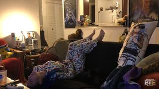 Leva Bates feet photo 6