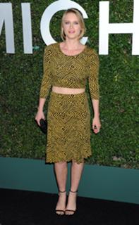 Leven Rambin feet photo thumbnail