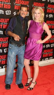 Leven Rambin feet photo thumbnail