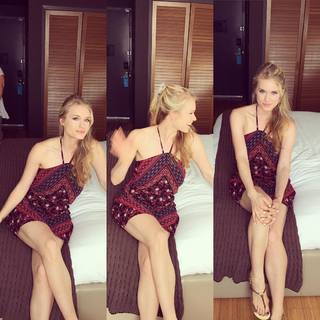 Leven Rambin feet photo thumbnail