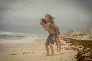 Leven Rambin feet photo thumbnail