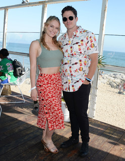 Leven Rambin feet photo thumbnail