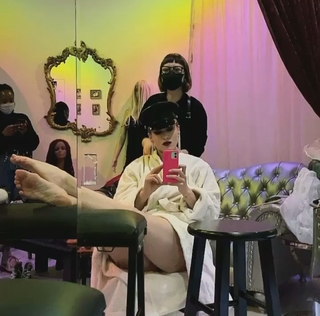 Leven Rambin feet photo thumbnail