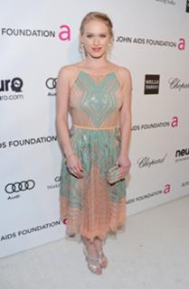 Leven Rambin feet photo thumbnail