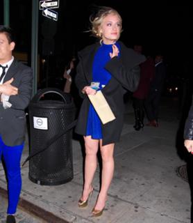 Leven Rambin feet photo thumbnail